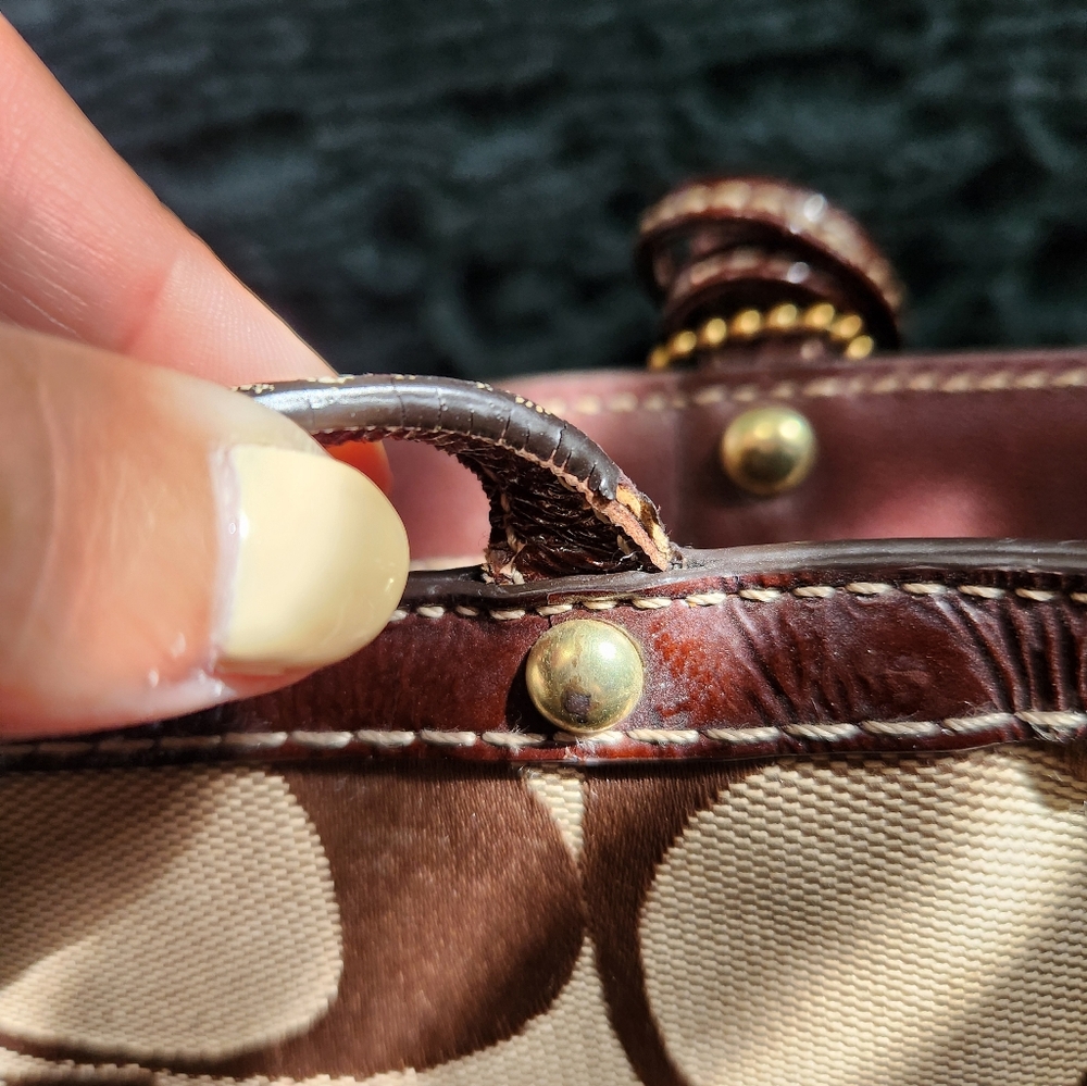 Coach Brown Signature Tote Bag- Special Edition - Picture 11 of 16